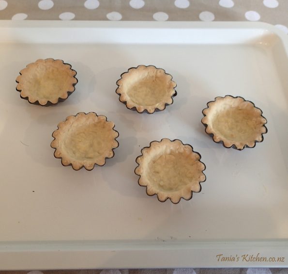 wee lemon tartlets