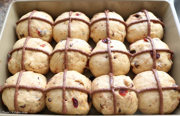 hot cross buns