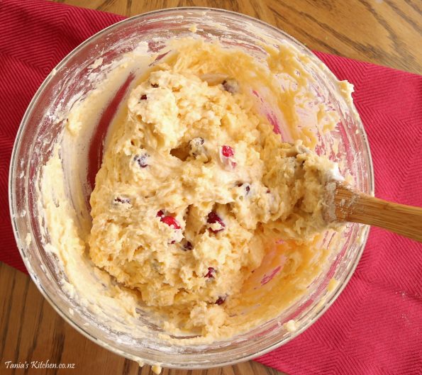 cranberry & white chocolate muffins