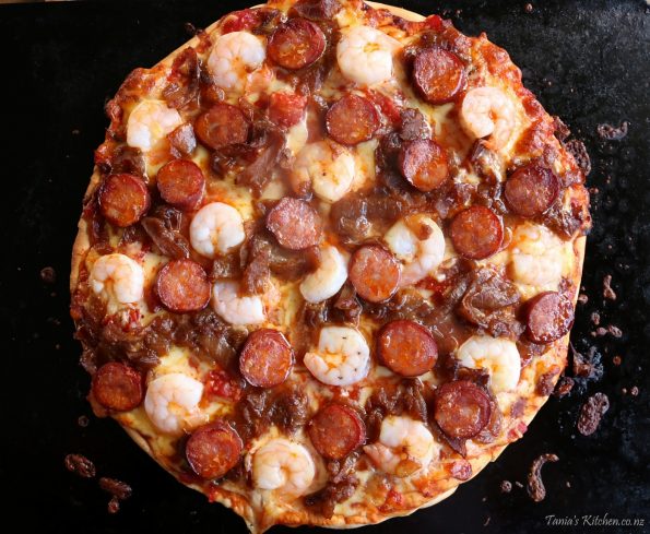 prawn & chorizo pizza