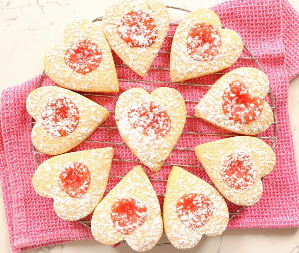 Shortbread Sweethearts