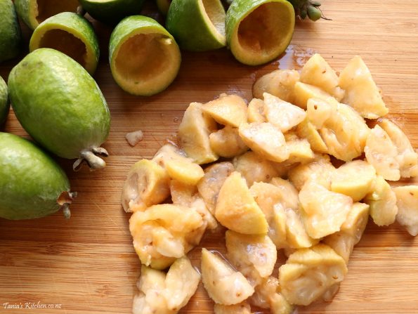 feijoa & banana muffins