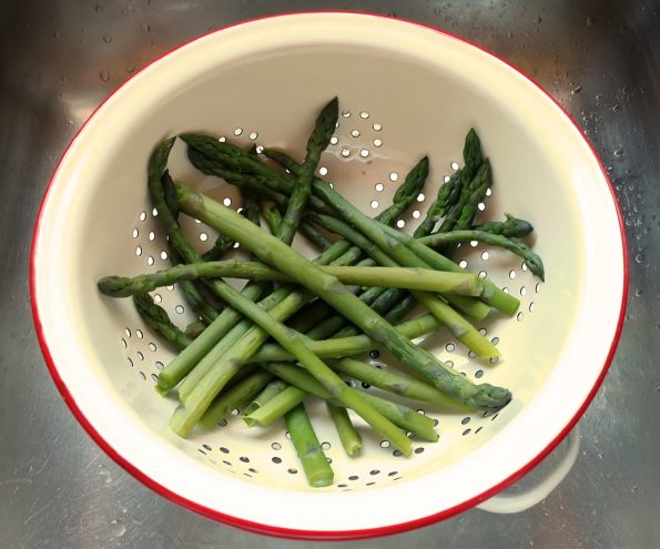 Asparagus & Strawberry Salad with Marmalade Dressing