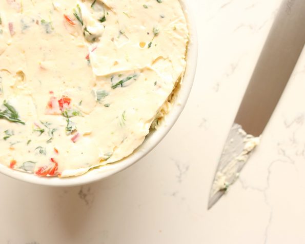 Spinach & Sun-Dried Tomato Cream Cheese Spread